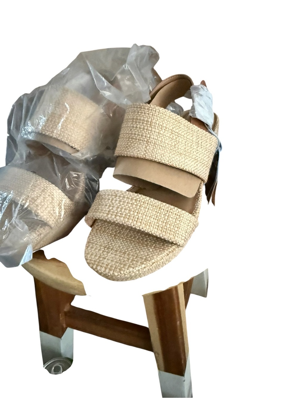 Aerosols Tan and Raffia Women's Camilia Round Toe Platform Sandals
